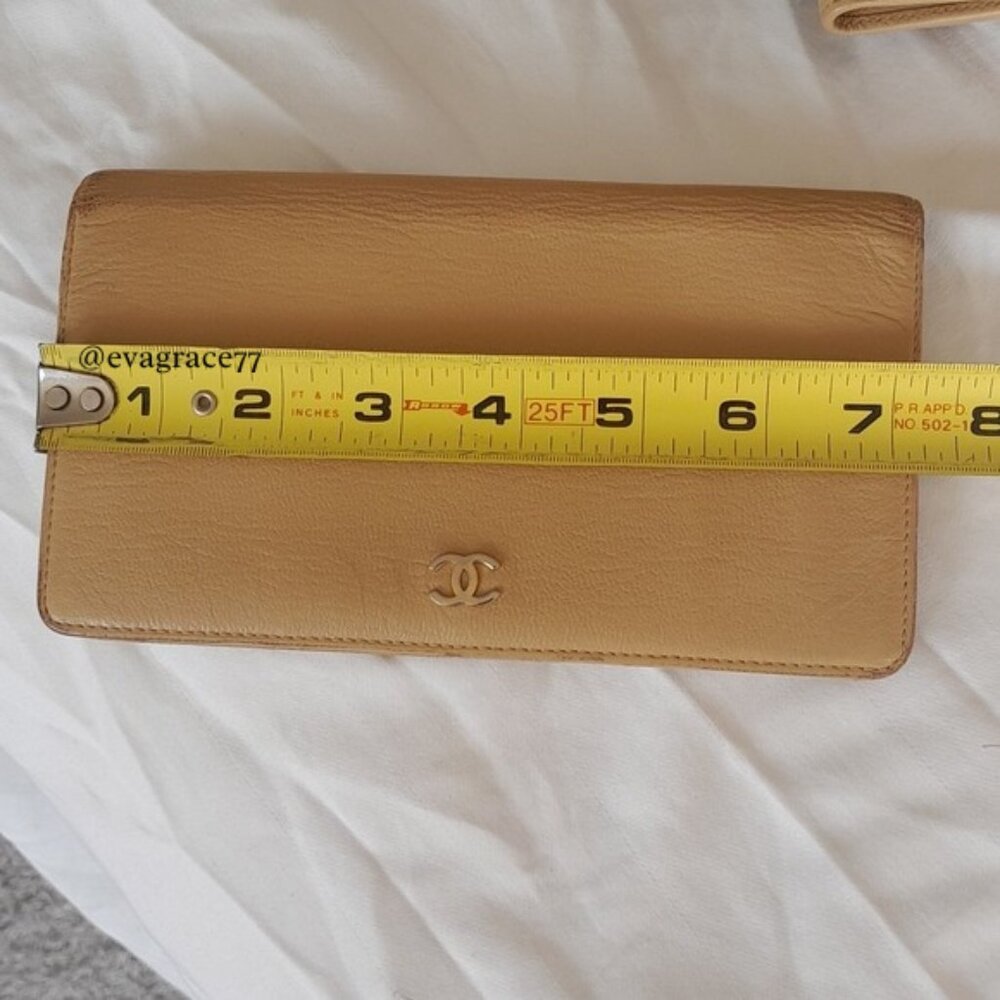 Chanel Bifold Long Flap Clutch/Wallet. - Picture 12 of 16
